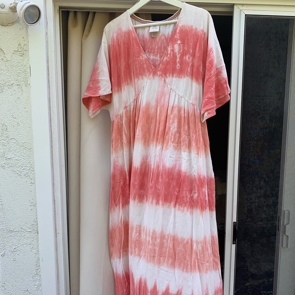 Woman’s Summer Maxi Dress